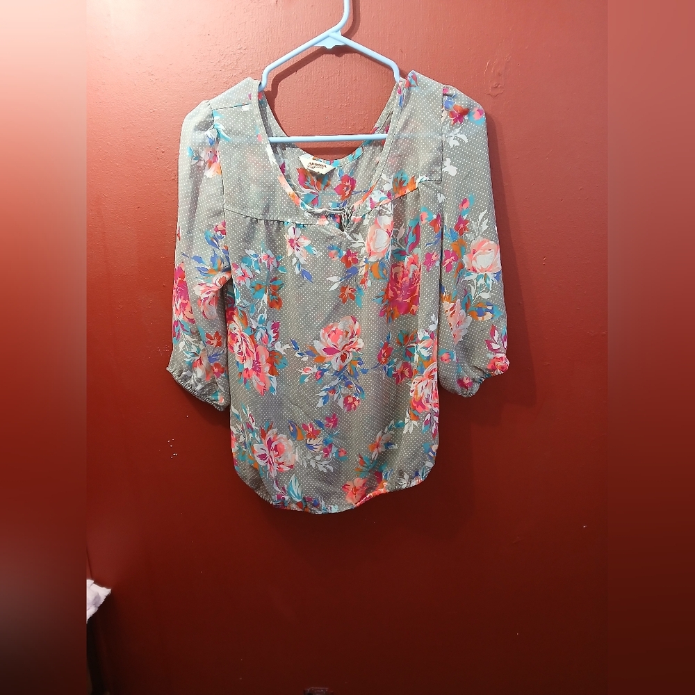Floral Women's Top - Multicolor